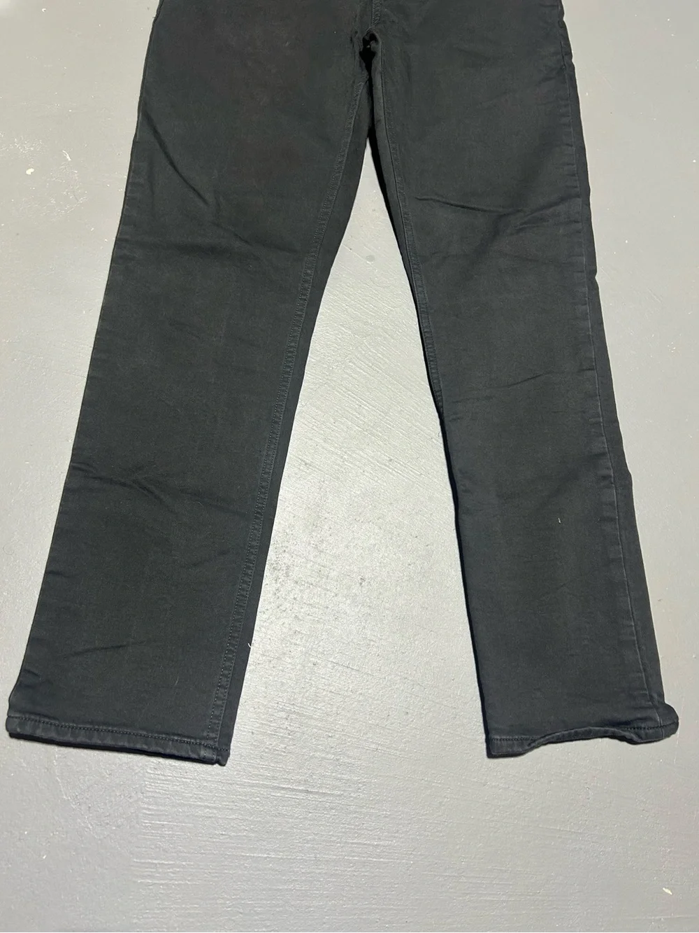 Banana Republic Traveler Dark Gray / Black Slim Fit Pants (Men’s Size 30W x 30L)